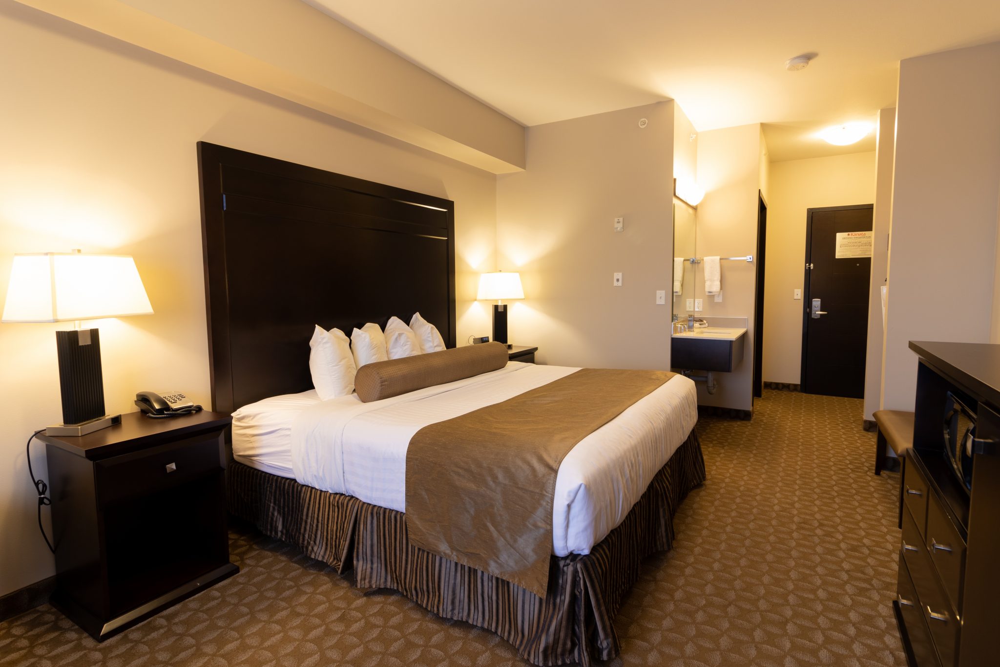 Hotel in Whitecourt, Alberta | Whitecourt Hotels