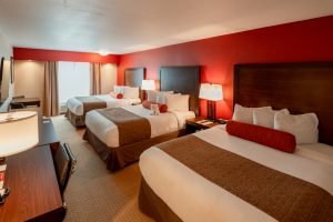 Three Queen Suite Room Photos-5