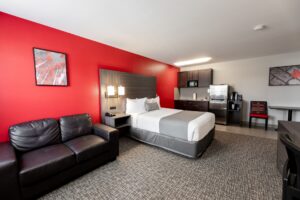family-room-BC-Hotel-Hinton-Kanata