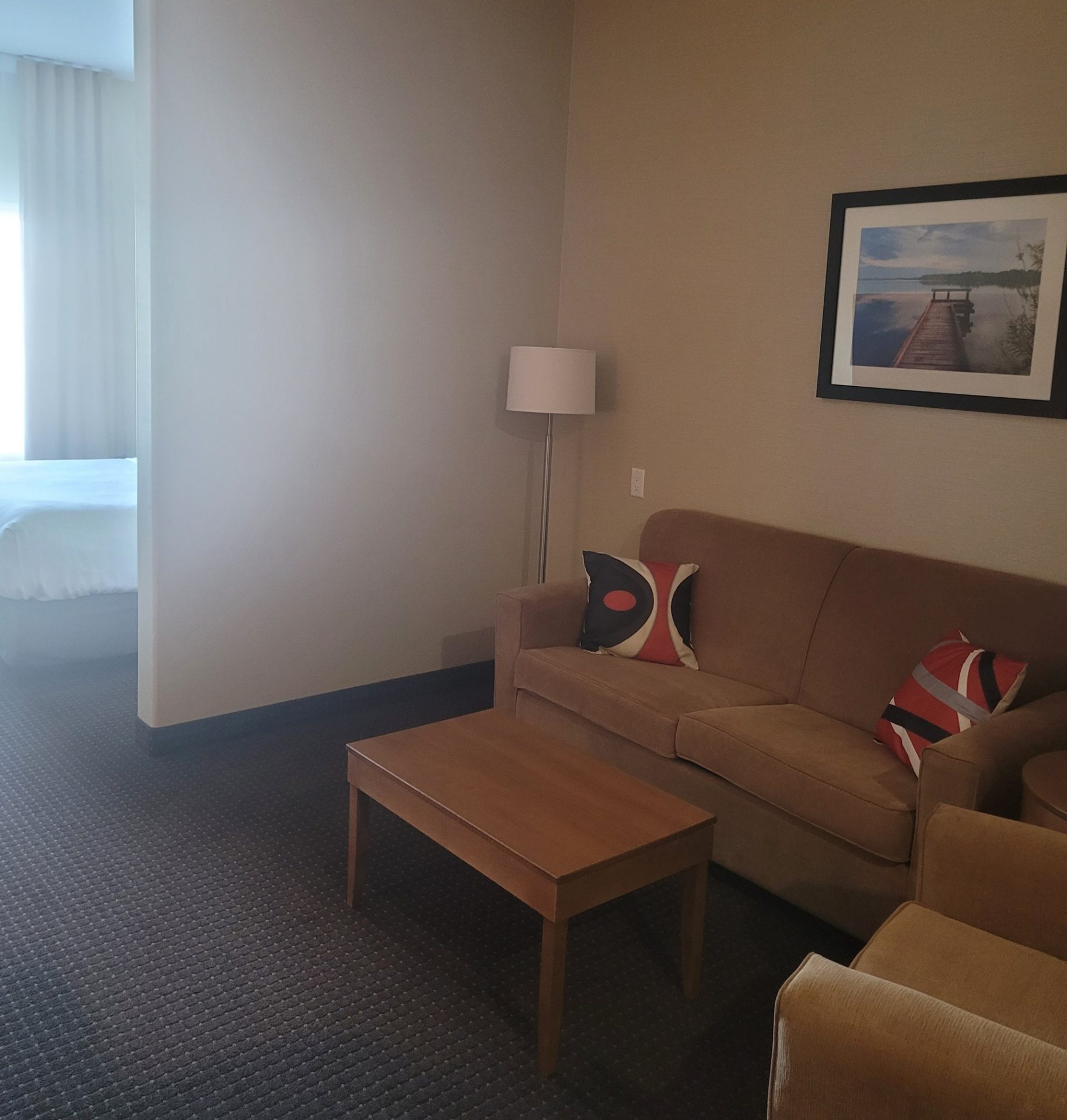 king suite living room